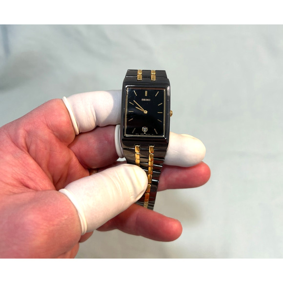 Vintage Seiko 7N39 5A29 Men's Slim Tank Watch Two Tone Black and Gold. Runs Well - Picture 5 of 10